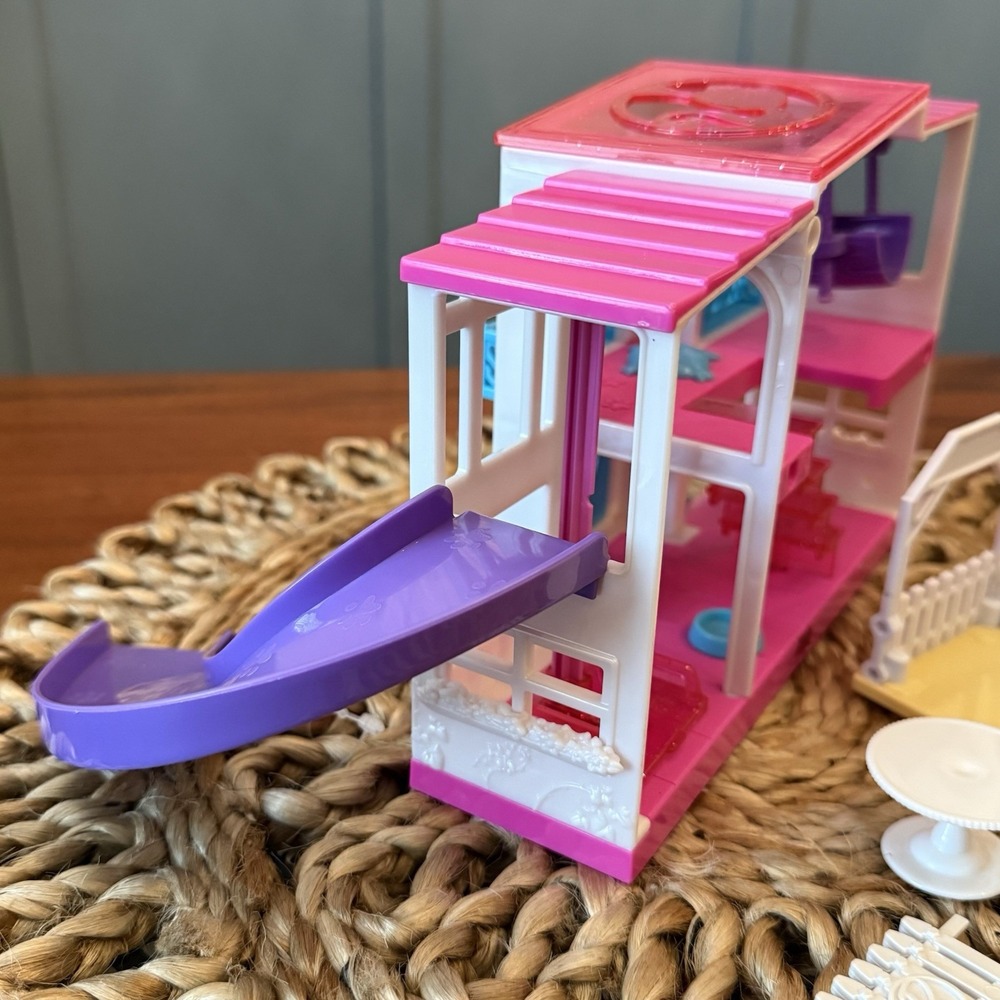 Barbie Pet Care Puppy Playhouse – Slide, Elevator, Swing, Patio Fence, Table - Picture 8 of 10